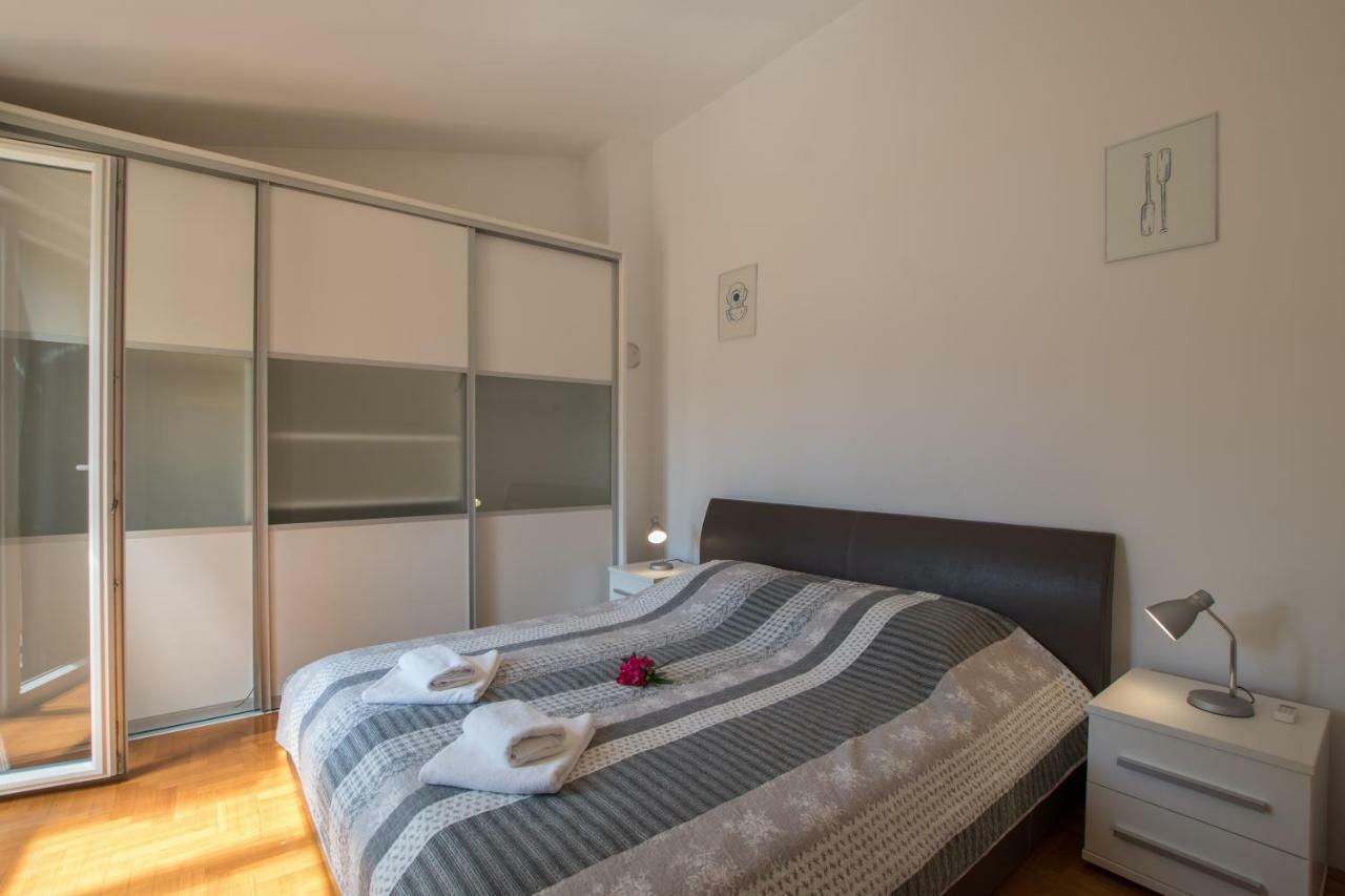 Apartmani Svjetionik Umag Exterior foto