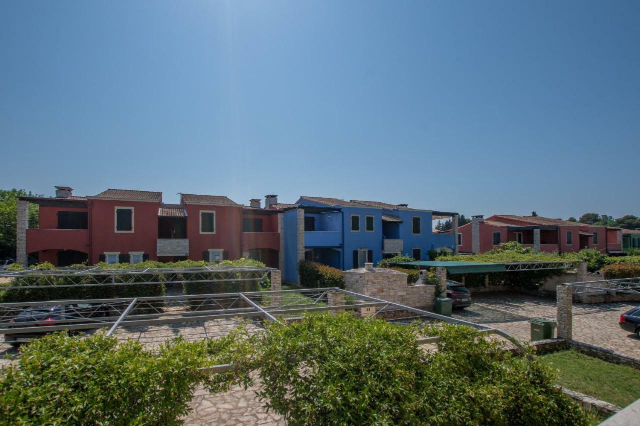 Apartmani Svjetionik Umag Exterior foto